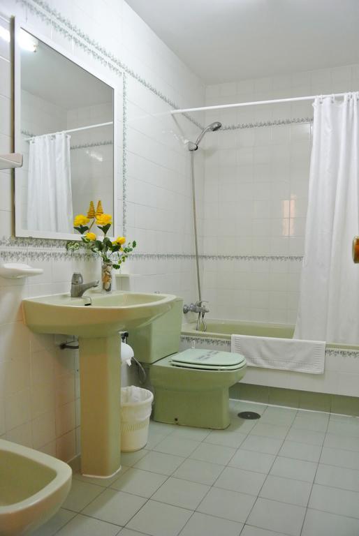 Apartamentos Venecia Roquetas de Mar Room photo