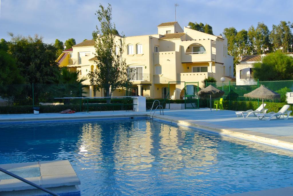 Apartamentos Venecia Roquetas de Mar Exterior photo